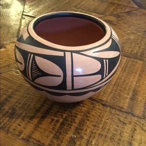 Pottery geometric pueblo C.G. Loretto Jemez southwestern art vase pot